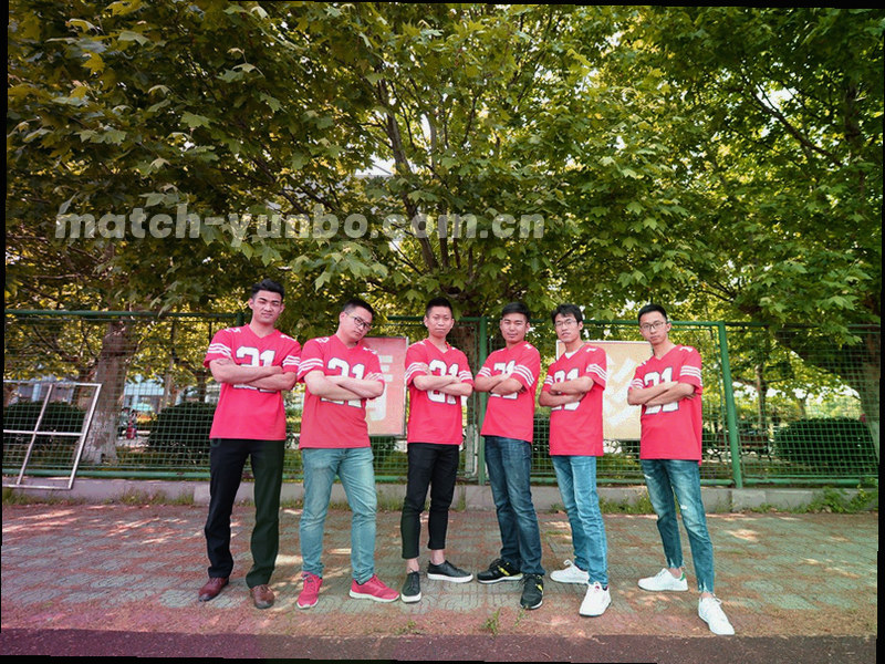 足球场草坪纹理与数据图形叠加